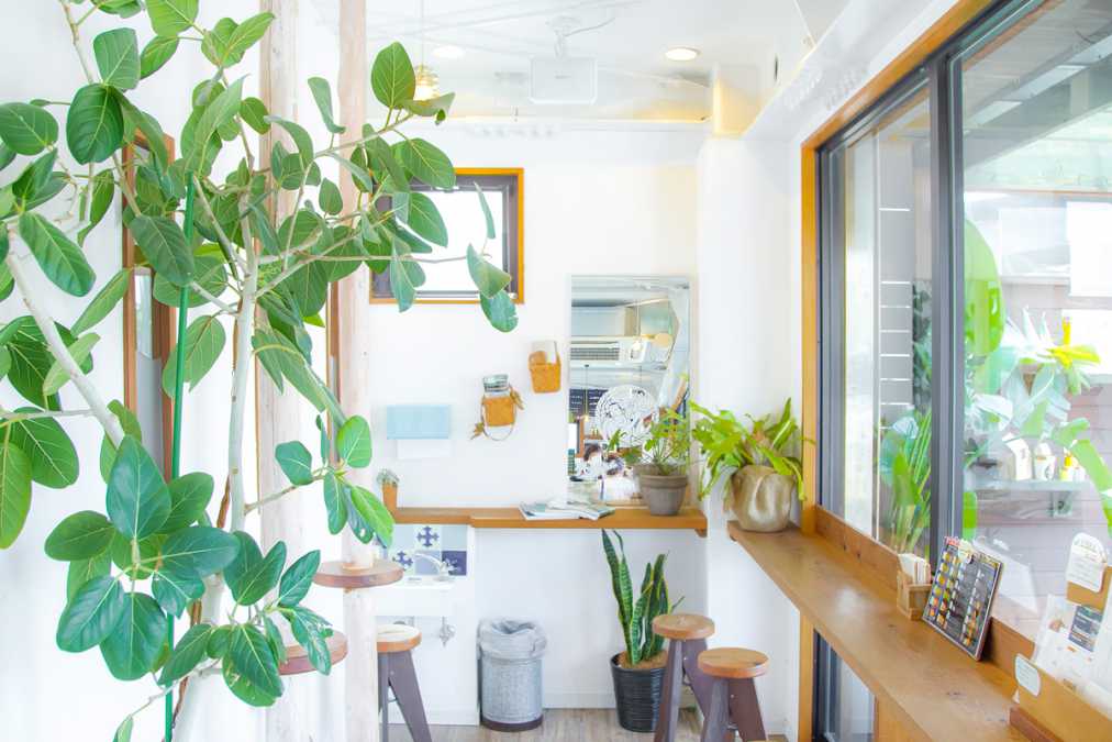 8席のイートインスペース