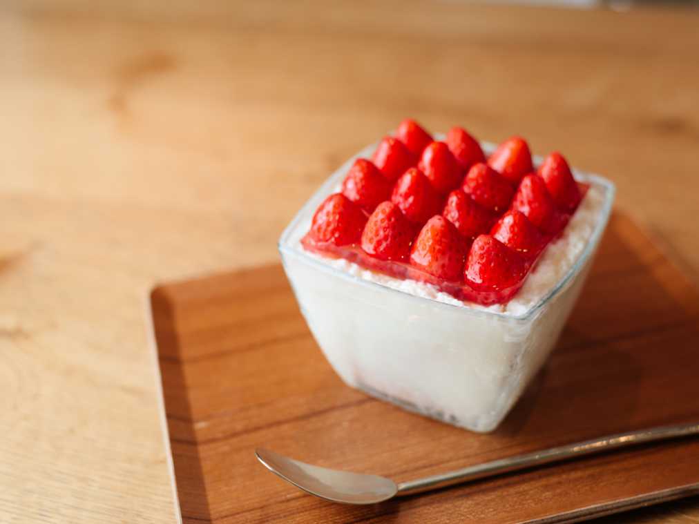 苺畑レアチーズ(4ヘクタール）1500円