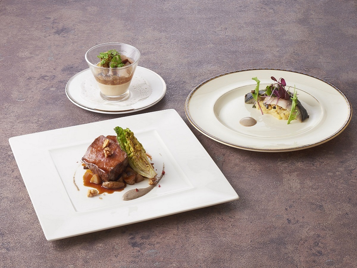 グランドデューク　1万3200円（サービス料別）