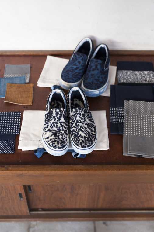 スニーカー1万8000円