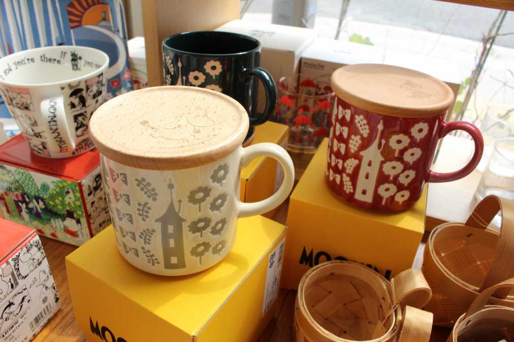 マグカップ　各1500円