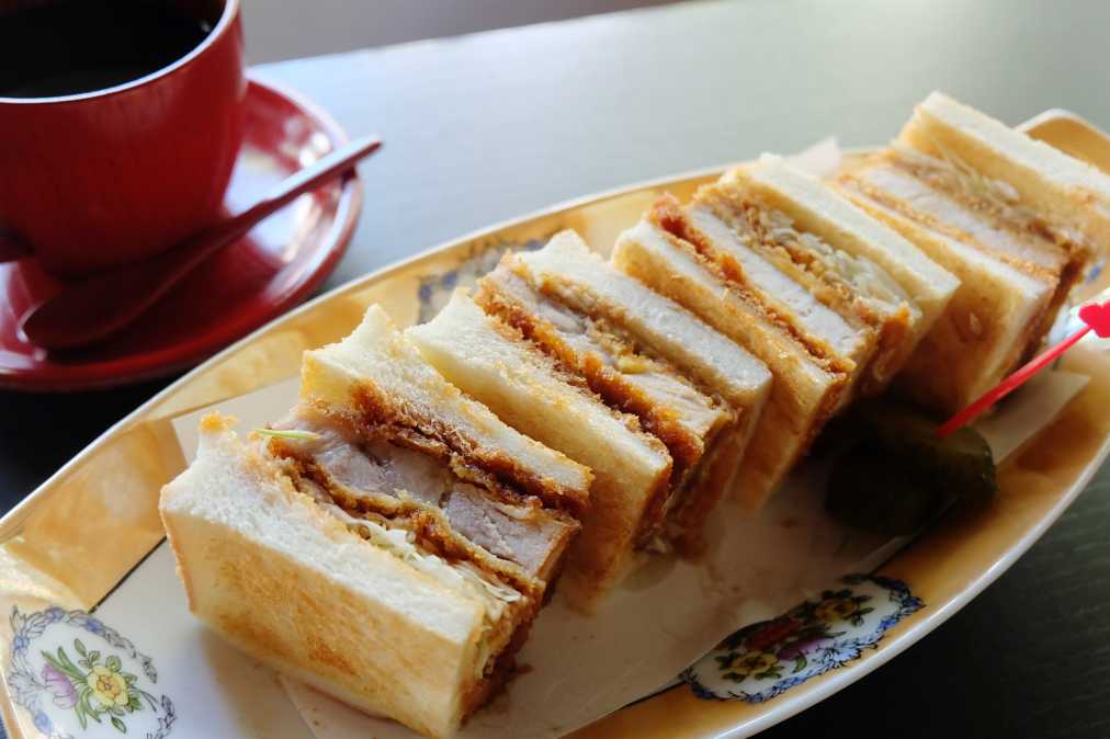 カツサンド（ドリンク付）　1350円