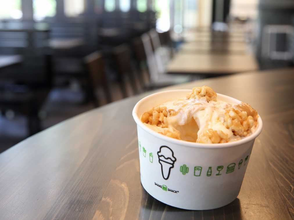 「Shake Shack」関西1号店限定！あの大阪銘菓とのコラボスイーツが話題