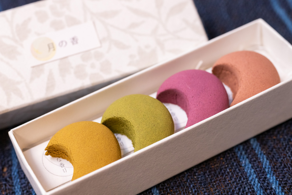 「月の香」1296円