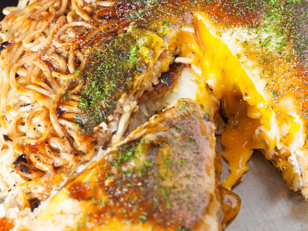 もはや美食レベル！広島の名店「薬研堀 八昌」のお好み焼がおいしいワケ