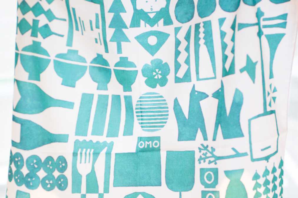 大塚の街にちなんだ都電や日本酒、神社の狛犬がデザインされています