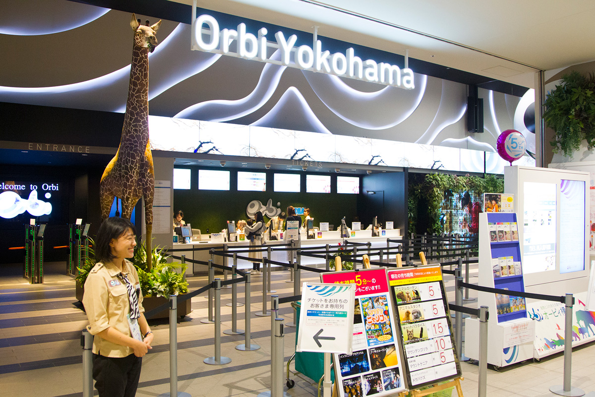 駅直結の商業施設内だから天候に関係なく楽しめる