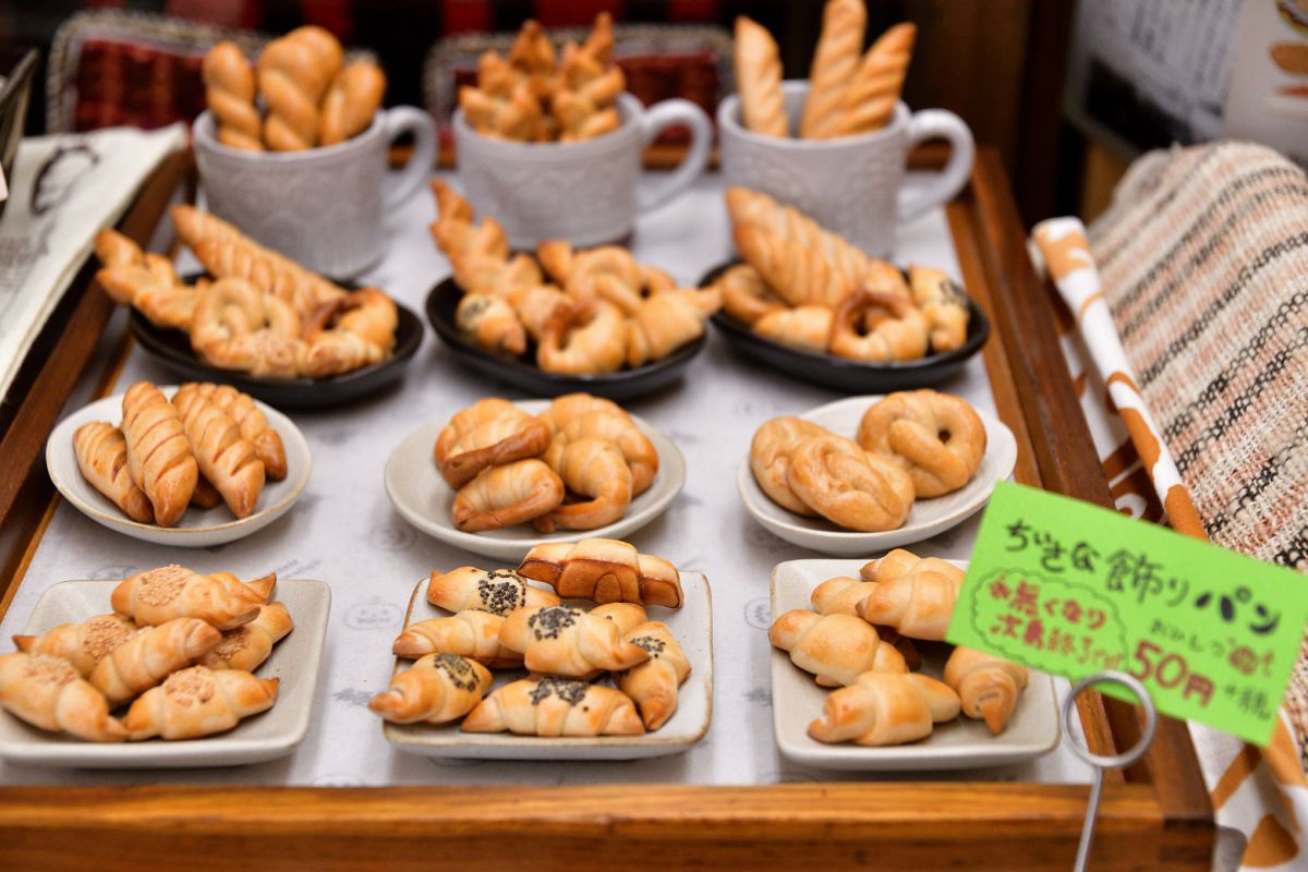 ちいさな飾りパン（一つ54円）