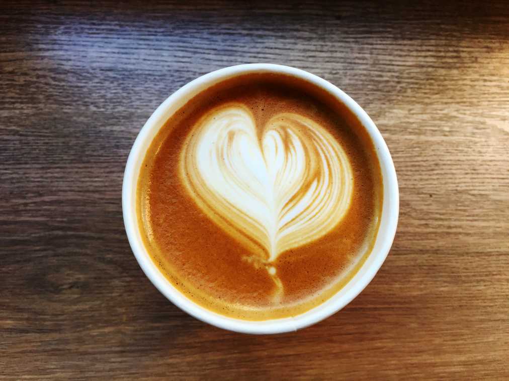 カフェラテ　370円