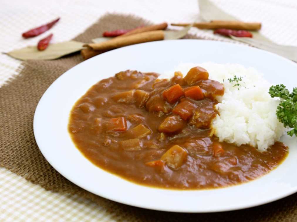カレーは飲む美容液!?女子に嬉しい3つのスパイス&カレーをより効果的に食べる方法