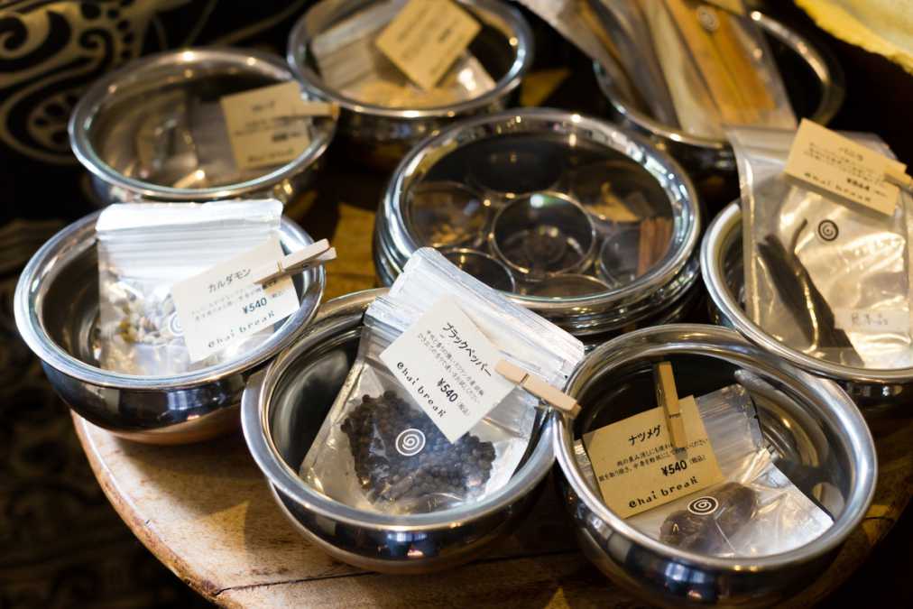 スパイスは1袋540円～