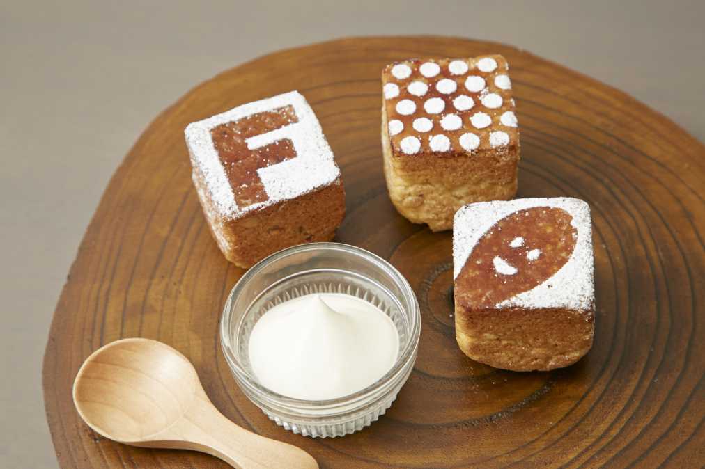 スコーン各種200円（イートインの場合は、ワンドリンク制〈ホットドリンク400円、アイスドリンク500円〉