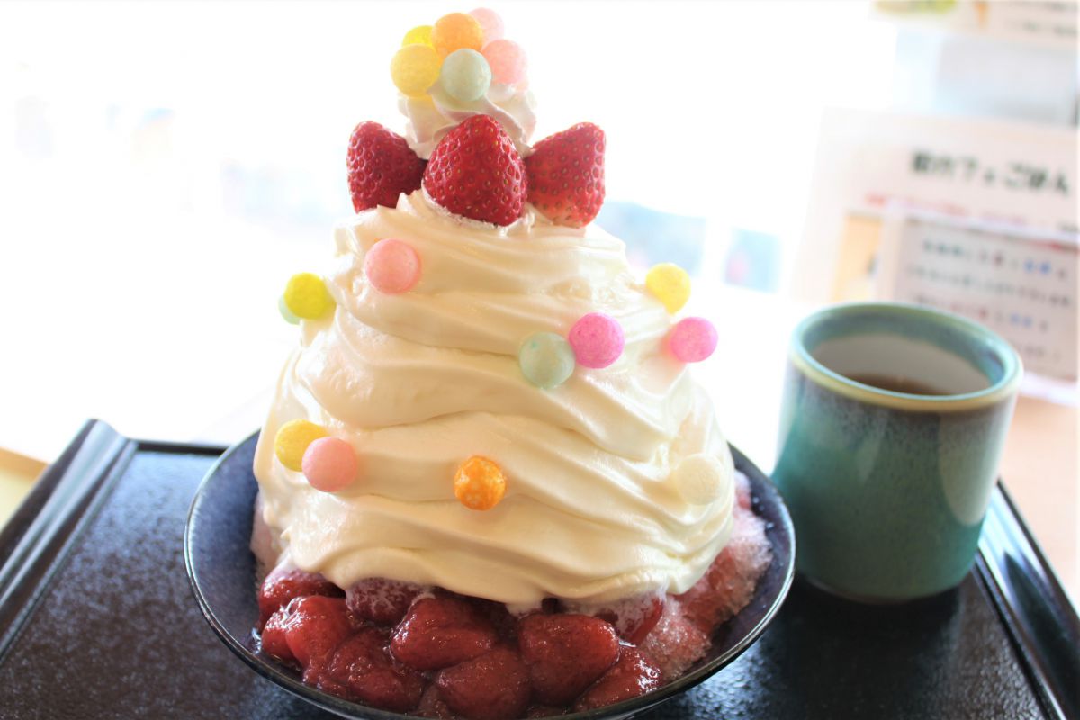 夏いちごのみるくエスプーマ氷 1200円