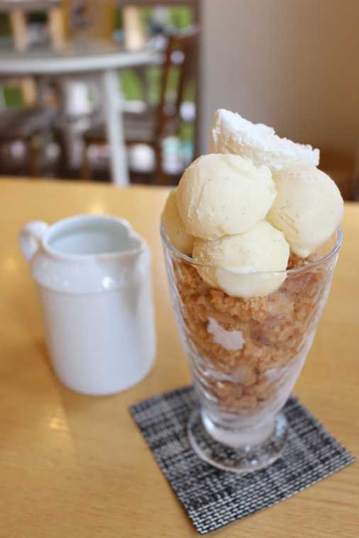 キャラメルアイスドルチェ　1620円