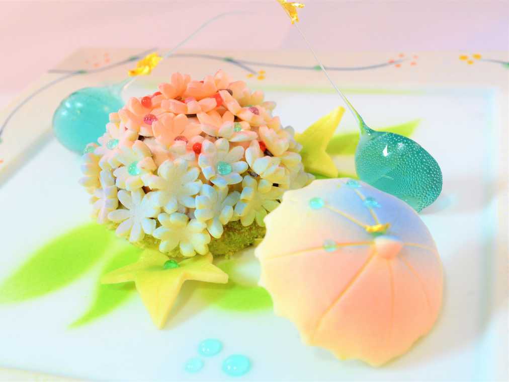 プレートの上に咲く“アジサイ”がカワイイ！箱根「カフェ・ド・天翠」の限定スイーツ