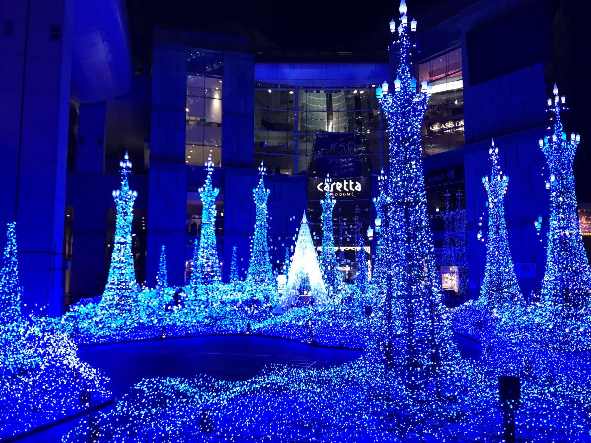 カレッタ汐留でディズニープリンセスの世界観あふれる冬のイルミを