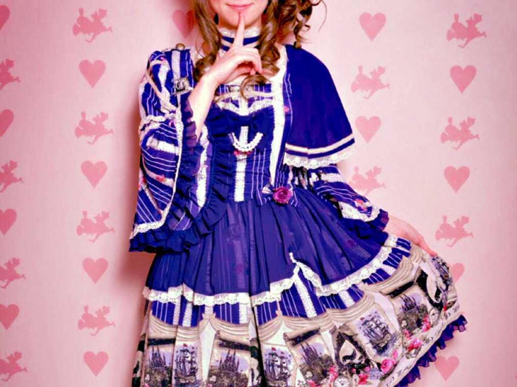 お姫様に変身!「奇跡の一枚」が撮れる話題のロリータファッション体験サロン