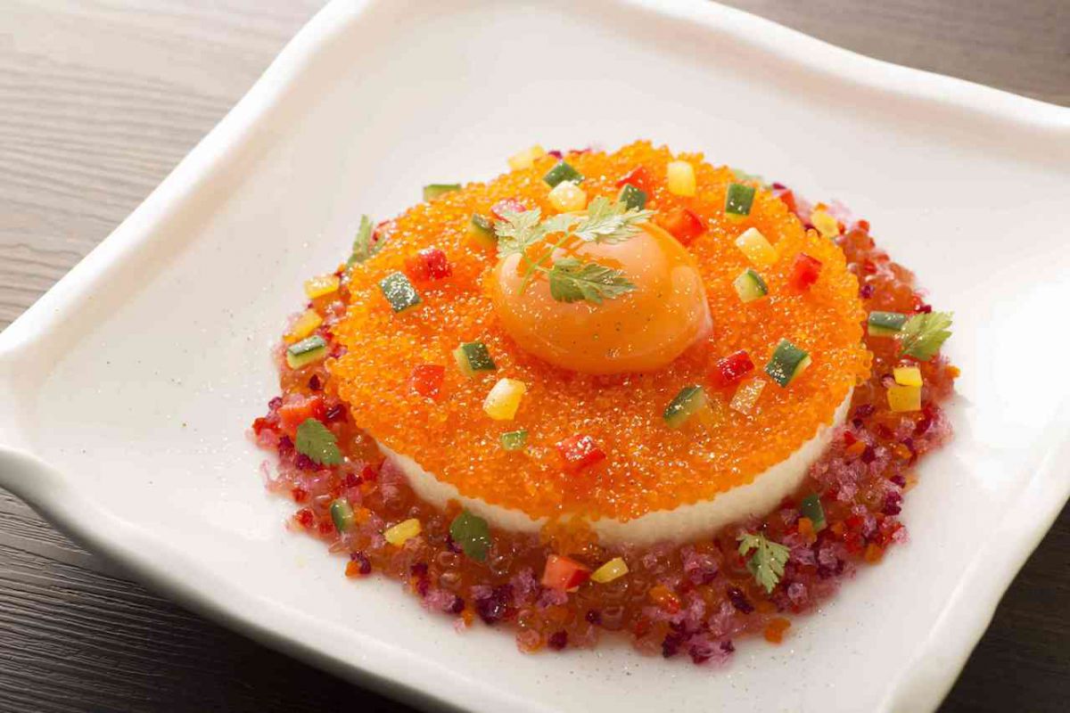 7階「北斗の宝石豆腐」　 690円(税抜) すき焼き　串焼き　北斗GEMSなんば店