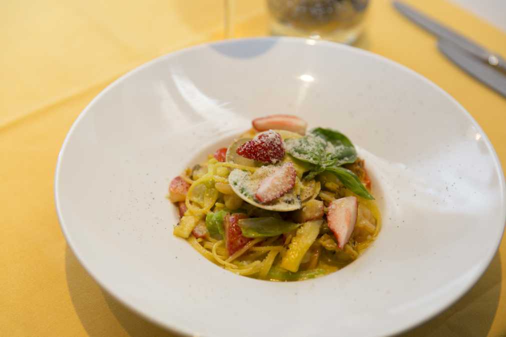 前菜からデザートまですべてフルーツ尽くし！ときめきのフルーツ×イタリアン