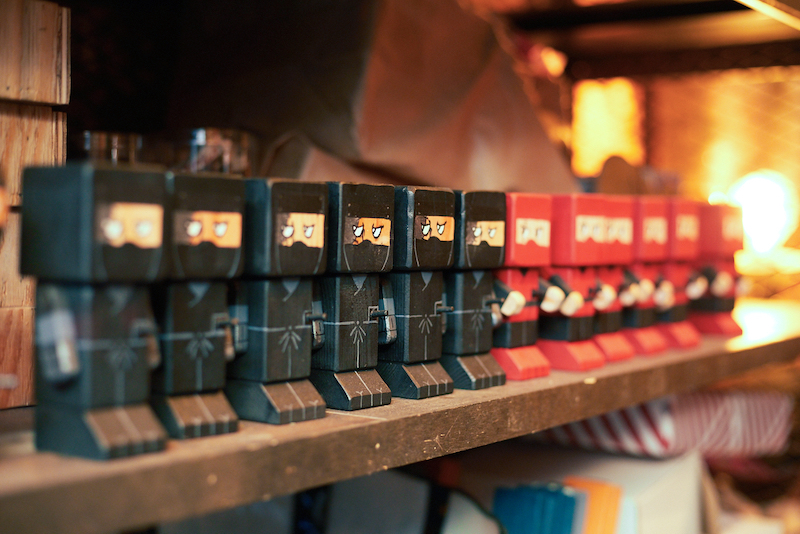 フィギュア3000円