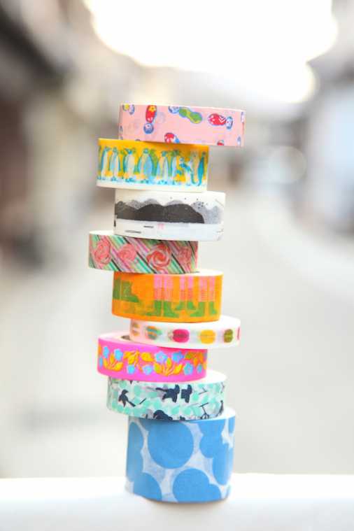 上から、こけしちゃん（桃色）183円、ペンギンテープ（レモンソーダ）　383円、しゅんしゅん しまなみ280円、mt ex キャンディ172円、mt×ソール・バス WALK302円、マカロンテープ285円、mt exレトロ花162円、メッセージバード183円、mt×mina soda water・blue518円