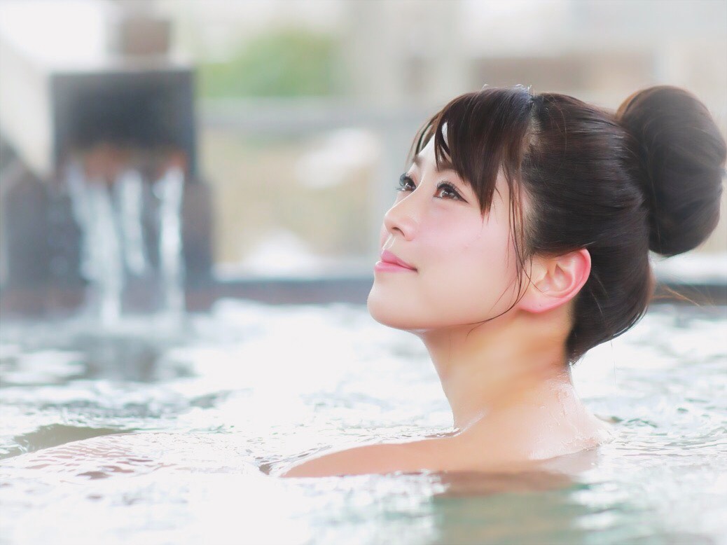 ラクしてきれいになりたい！くずれにくいヘアメイク＆ながら温泉美容術【温泉家・北出恭子のお悩み解決温泉vol.19】