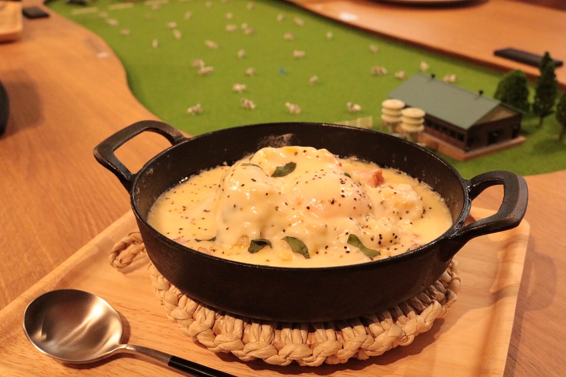 北海道づくしのカルボナーラライス900円