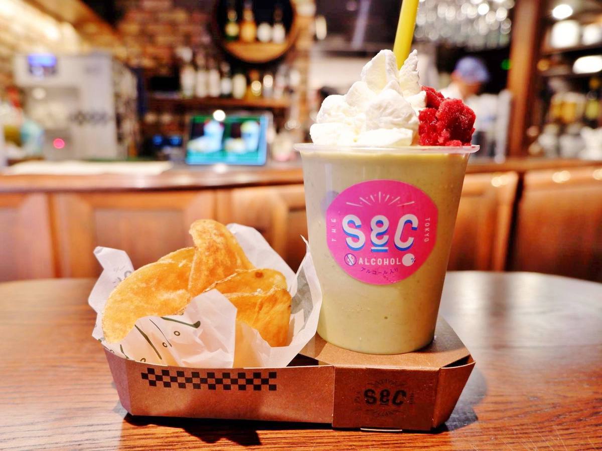 シェイク×お酒×チップスの運命的なおいしさ！禁断のコンビにハマる人続出中