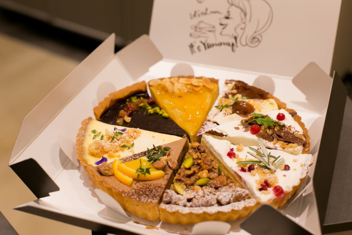 ホールタルト3974円