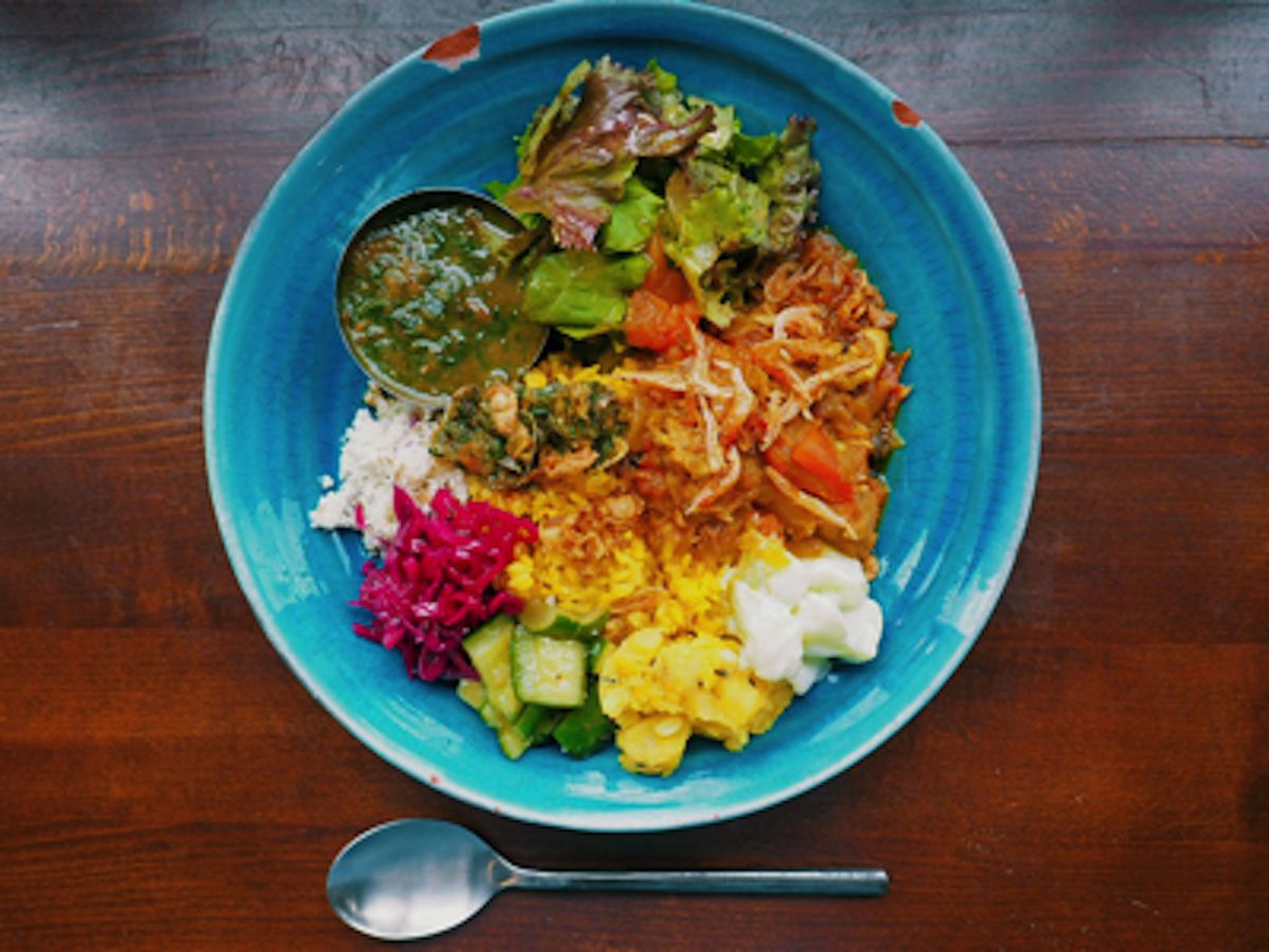 味変を楽しむ！恵比寿の隠れ家的カレー屋で、フレンチシェフ自慢の1品を