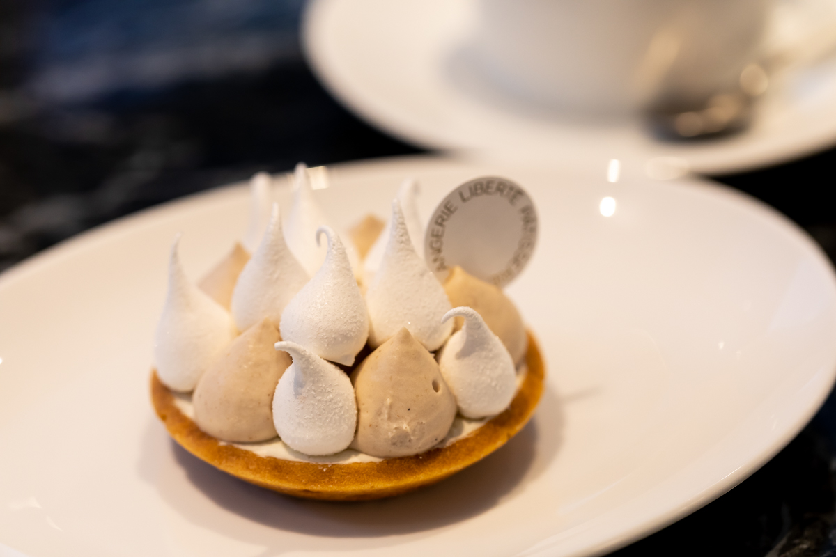 ラ・グラースとコーヒーのケーキセット1000円（税込）