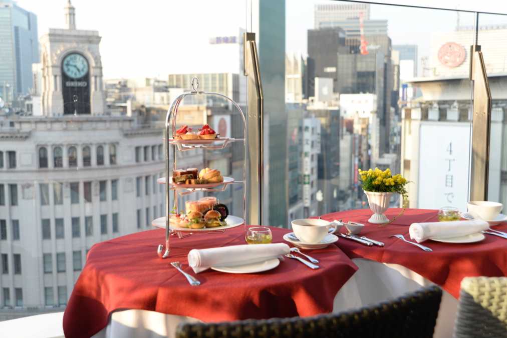 銀座の街をひとり占め！抜群の景色とうっとりスイーツで楽しむアフタヌーンティー