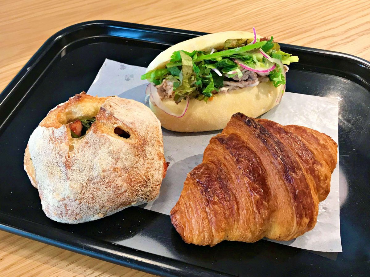 待望の京都発人気ベーカリーが日比谷に復活！種類豊富な絶品パンを制覇したい