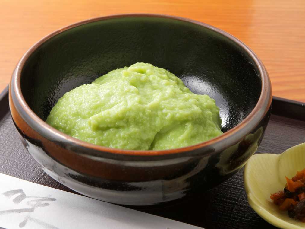 仙台の愛されスイーツの決定版！グリーンがかわいい、村上屋餅店の「づんだ餅」