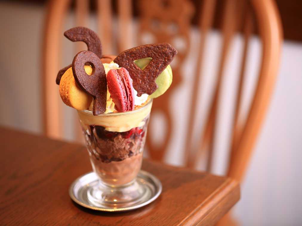 ランチタイム限定！京都の洋食屋さんが手がける、行列のできるパフェ