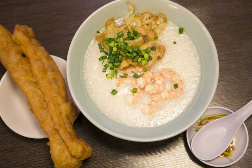 海老粥810円、油炸燴（ヤウチャッカイ）170円