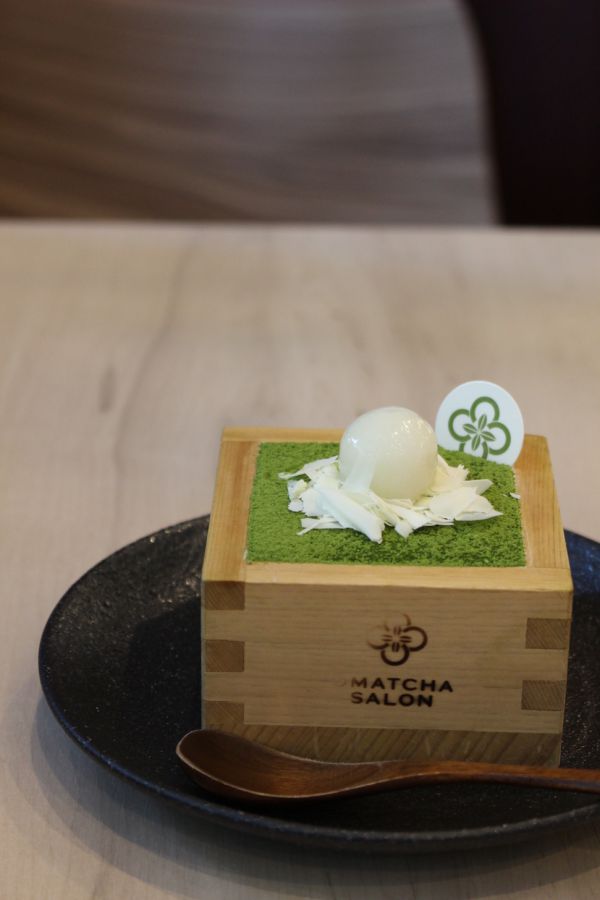 美しい古美術◾️蔵からクリームチーズケーキの様な美しい釉薬の抹茶茶碗が出て来ました 美しい古美術蔵からクリームチーズケーキの様な美しい釉薬の抹茶