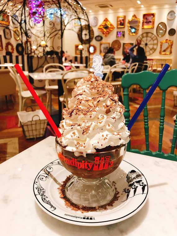 フローズンホットチョコレート 1825円