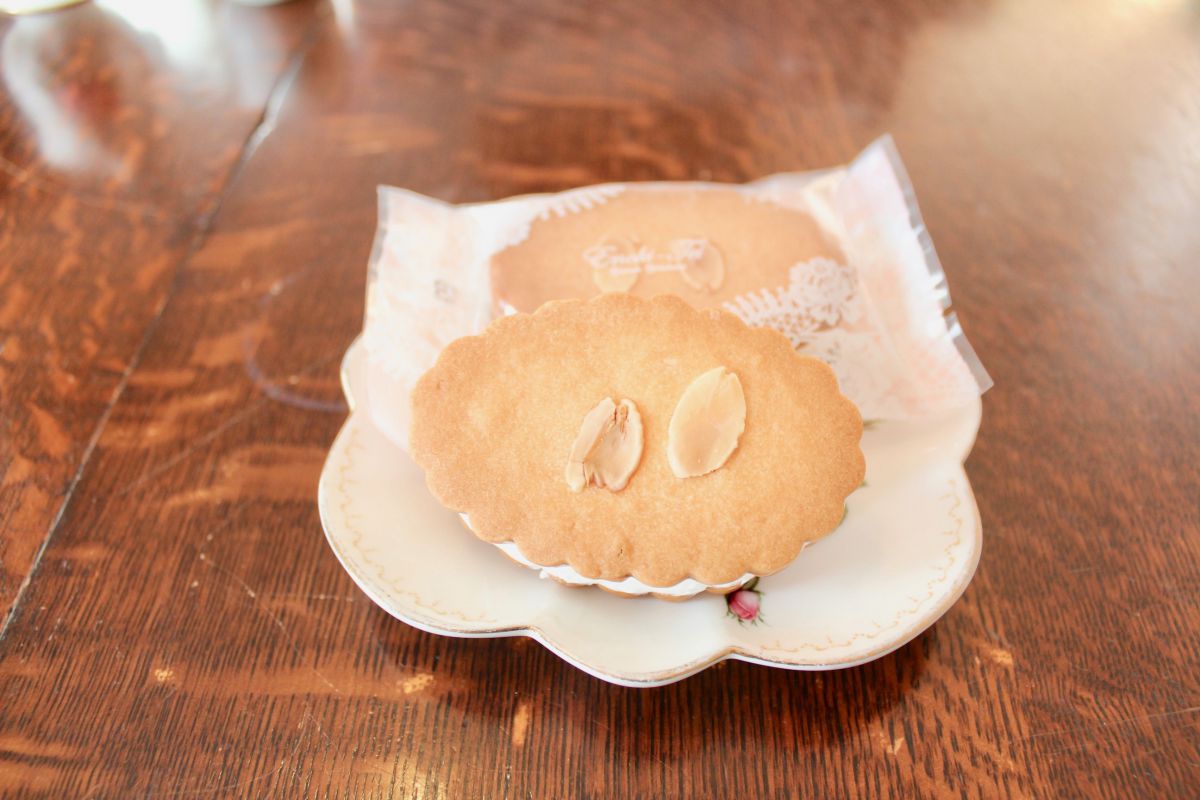 チェリーサンド2個496円