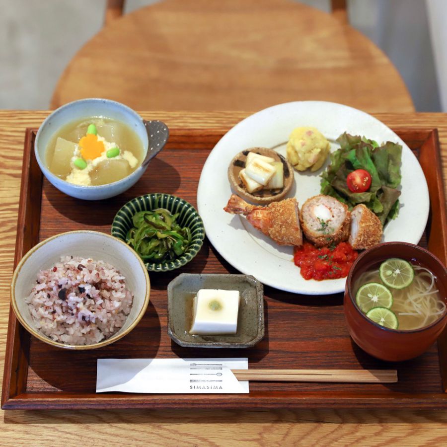 SIMASIMA定食　980円