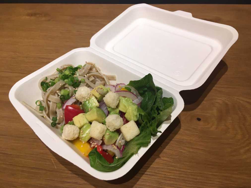 （長野戸隠しSOBAパスタサラダfeat.感動オリーブオイル800円）