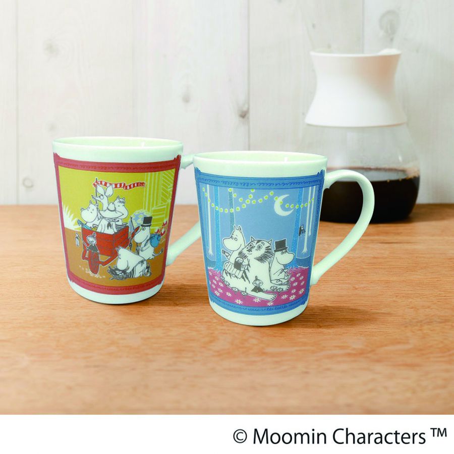 限定商品のマグカップ。各1620円（約口径8.5×高さ9㎝）