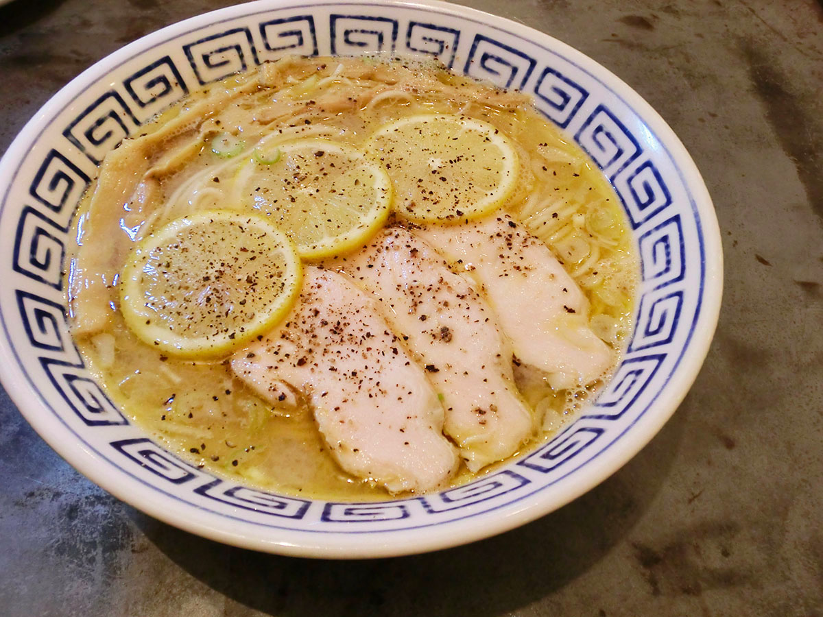 瀬戸内レモンラーメン 900円