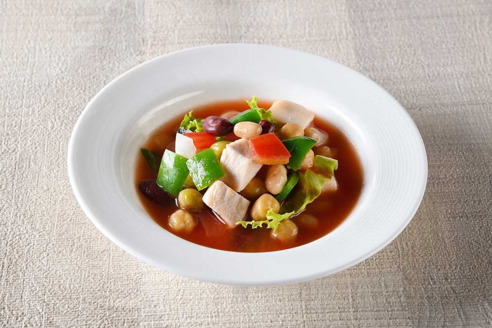 350g野菜相当量のAコース料理イメージ（3品目: スープサラダタコス風）[含まれる野菜相当量:42g]