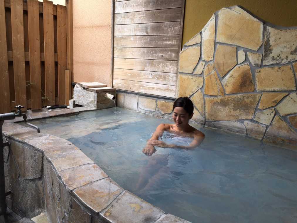 春の肌トラブルを解消！女子におすすめの美肌温泉【温泉家・北出恭子のお悩み解決温泉旅 vol.2】