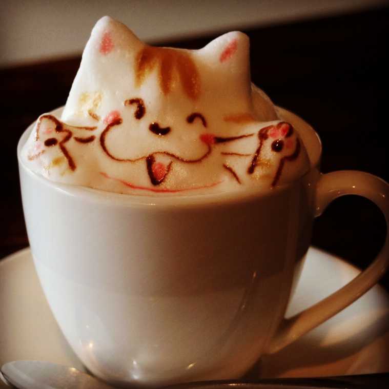 デコラテ1000円(カフェラテまたはホットミルク)
