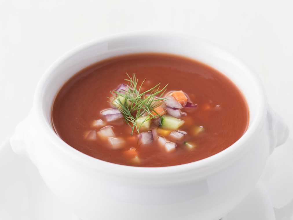 トマトの冷製ガスパチョ　Sサイズ400円/レギュラーサイズ650円（税別）