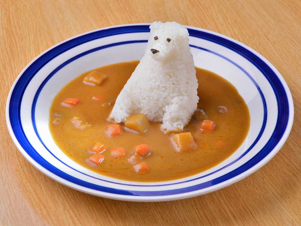 グッズもフードも可愛すぎ！シロクマ愛あふれる一日は癒し効果バツグン