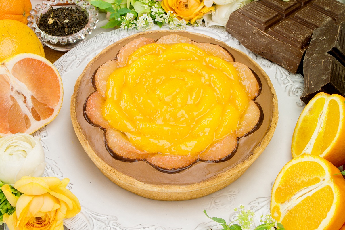 「柑橘とミルクチョコのタルト~ジャスミン風味~」piece563円/whole(21cm)4320円