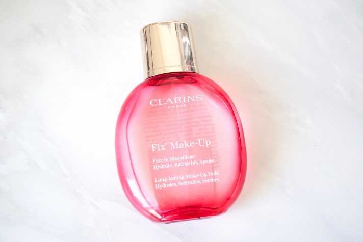 CLARINS（クラランス）/フィックス メイクアップ  ¥4,000（税別）